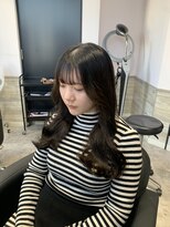 リーオオサカ(Lee Osaka)&nbsp;ベージュカラー×韓国風スタイル