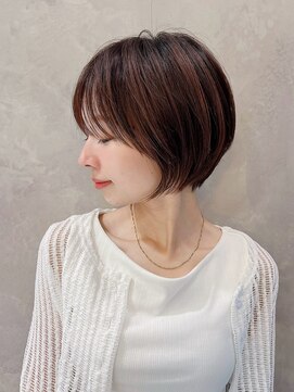 トルネード(TORNADO) 大人ショート前髪ありひし形丸顔面長絶壁エラ張り K20240623