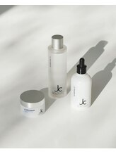 美容医療が母体の化粧品メーカーならではの高品質な化粧品