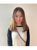 柔らかベージュ