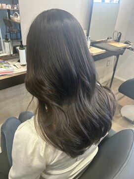 プリンプ トータルビューティ(PRIMP.total beauty) 透明感グレージュカラー　レイヤーカット