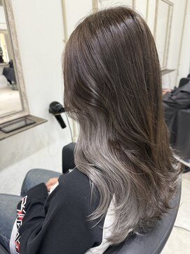 カフカ(CAFCA) グレージュインナーカラー