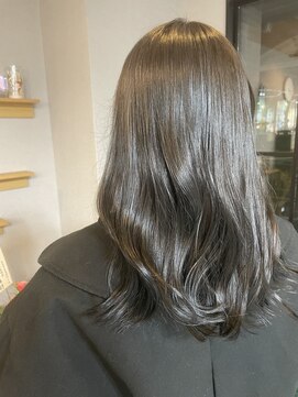 ライラック(LILAC) 透明感グレージュ