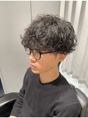 波巻きパーマ×ツーブロックマッシュ！無造作な束感で垢抜けヘア
