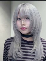 スノットバイガルテ(SNOT by GARTE) レイヤーカット/ウルフカット/ホワイトカラー