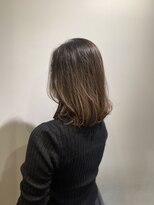 リバレッジ 広尾(Leverage)&nbsp;大人自然な毛流れミディアムヘア