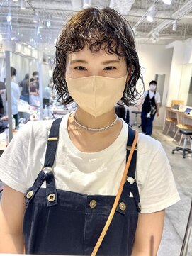 フィルムス 新宿(FILMS) 斜めバング/グレージュカラー/デザインカラー/シルキーベージュ