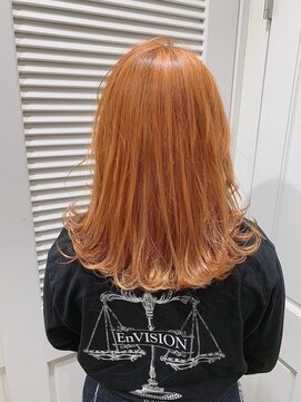エイト新宿店(EIGHT shinjuku) オレンジカラー