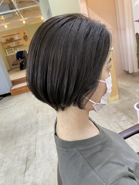 キュオンシア(CUEON. ciea) 柔らかショート×オリーブグレージュ