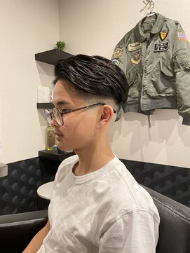 hair salon 華化 ナチュラルフェード