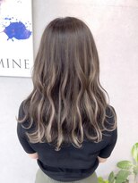 レヴェリーヘア 倉敷店(Reverie hair) #ミディアム#アッシュ#グレージュ#ハイライト