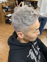 トハコ(&haco)&nbsp;ホワイトシルバー×アップバングショート☆