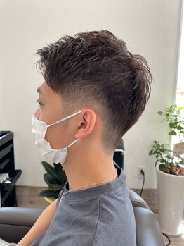 シークレットベースエヌ(Secret Base N)の写真/メンズのお客様のリピート多数◎再現性の高いカットで、忙しい朝も簡単に決まるスタイルに仕上げます！