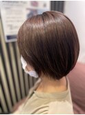 ショートボブ
