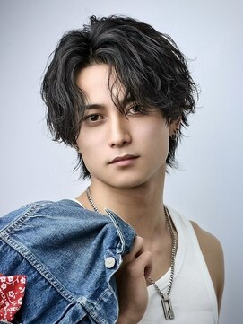 アイトーキョー 池袋(AI TOKYO) 黒髪ツイスパセンターパート