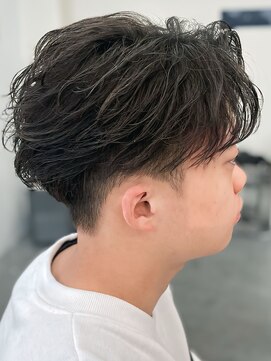 バース バイ ハピネス(BIRTH by happiness) 奈良men'sメンズツイストフェザーパーマフェザーショート