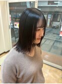 小顔レイヤーカットナチュラルストレート外ハネミディアム