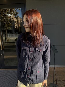 ヘアーアイストゥーレ(HAIR ICI TRE) ブリーチなしオレンジカラー暖色カラー顔まわりレイヤー