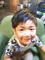 アーシェヘアーアトリエ(Ashe hair atelier)&nbsp;ナチュラルツーブロックでオシャレキッズショートカット♪