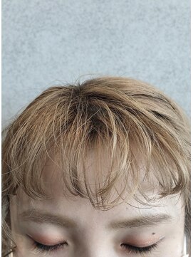 ヘアサロンM 新宿 エアリーバング