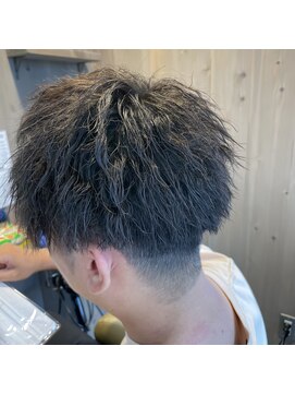 デュード(Dude) ツイストパーマ/フェードカット/ナチュラルグラデーション