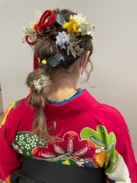 イーストハムヘッドショップ(EAST HAM head shop) 編みおろしヘアアレンジ　編み込み　ねじりアレンジ