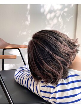 ビューティブロー ビービー(Beauty Blow B.B) ピンクベージュボブケアブリーチダブルカラーハイライト