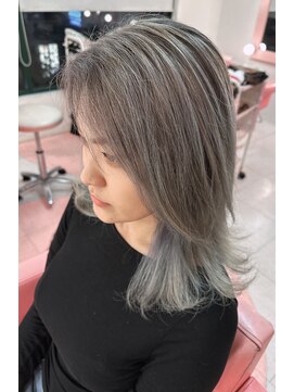 ラチャウ(La.Ciau) シャドールーツ