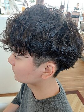 イーストハムアネーロ(EAST HAM anello) ツーブロック/マッシュ/ニュアンスパーマ