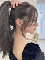 マウル 栄(MAEUL)&nbsp;韓国前髪 小顔ミディアムヘア ココアベージュ