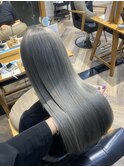 トリプルカラーでつくるグレー