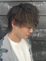 ヒュイル バイ ニアウ(Hwyl by Niau) メンズマッシュウルフパーマツイストパーマ波巻パーマツーブロ