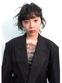 黒髪ロングカーリーヘアアレンジ