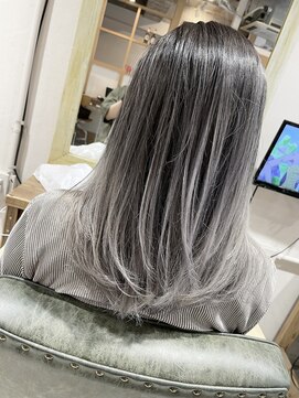 フェリア 渋谷(Feria) 【Feria渋谷】ホワイトバレイヤージュ☆渡邉悟