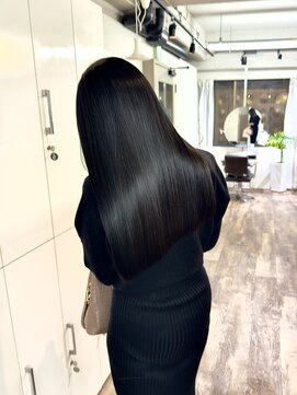 シアン バイ アルテフィーチェ(CYAN by artefice) 髪質改善 スーパーロング ワンレングス レイヤー 韓国風巻き