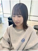 【ミディアムボブ×フェイスフレーミング】