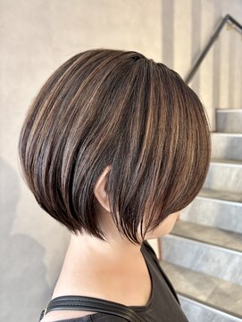 ヴィサージュメゾン(VISAGE maison) ハイライト×ショートボブ