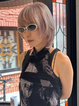 ハーパーズ 渋谷(harpers) ホワイトピンクウルフレイヤーカット