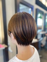 アトリエ ファゴビス(ATELIER FAGOT Bis)&nbsp;【Chikano】耳掛けタイトショート