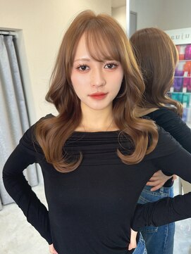 ノエラ(NOELA) お洒落な人は皆顔周りレイヤー入れてます！