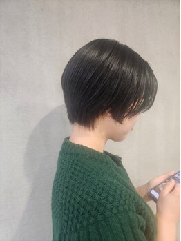 ヨロ(yolo.)の写真/学生さんからママさん世代にも◎幅広い層に合わせたショートカットが得意!扱いやすいスタイルをご提案♪