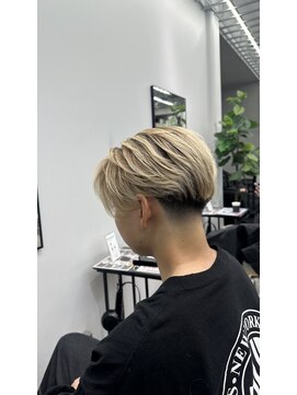 ジュール メンズ 大分(Joule men's) フェザーパーマ/バレイヤージュ/センターパート/[大分駅]