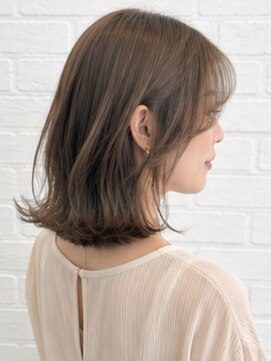 デュッカアンティーク(Duka antique) 透明感カラー