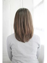 トランクイル サフリック(TRAN9UIL safric)&nbsp;20代・30代・40代　かきあげシアーロング