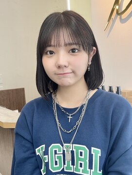 ビュー フクオカ(VIEW FUKUOKA) モードに大人可愛いダークアッシュイメチェンボブ