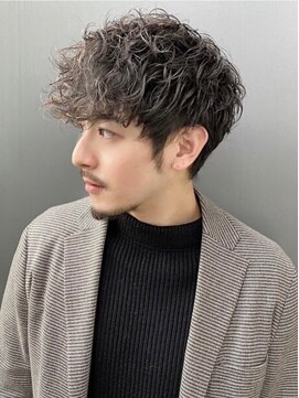 ロンド アンブル 四条烏丸(Lond ambre) 【Lond ambre】萱原大幹　ツイストスパイラル/眉毛/メンズカット