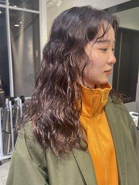 フィルムス 表参道(FILMS) レイヤーカット/ウェットへア/オリーブベージュ/表参道