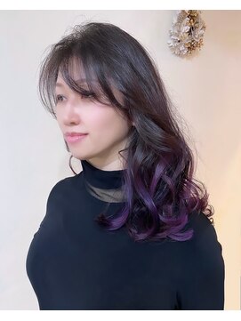 コニーズヘアサロン(Connie's Hair Salon) ロイヤルパープルの妖艶グラデ♪