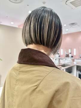 ケンジ 横浜(KENJE) ハイライト/プレイングカラー/ボブ/デザインカラー/横浜