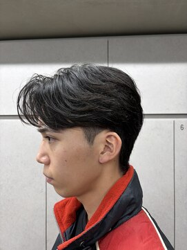 ニコ トウキョウ ロジック(nico TOKYO Logic) メンズセンターパートウルフセンターパートニュアンスパーマ襟足